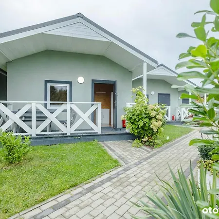 Możemorze? Ośrodek Domków Letniskowych Domek letniskowy *