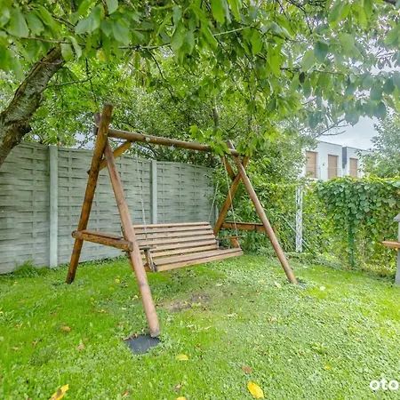 Możemorze? Ośrodek Domków Letniskowych Domek letniskowy *