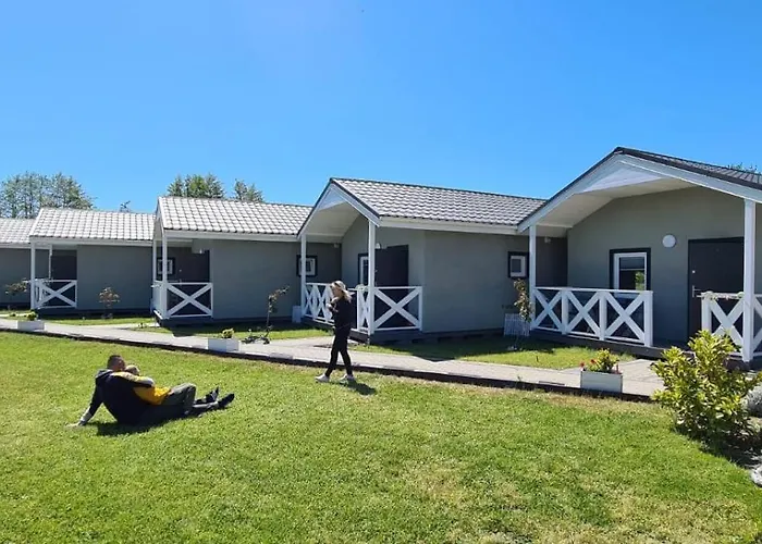 Lodge Możemorze? Ośrodek Domków Letniskowych *